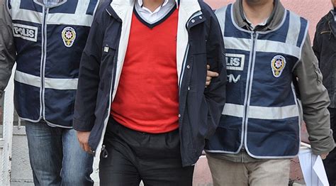 İ­s­t­a­n­b­u­l­­d­a­ ­4­ ­G­ö­z­a­l­t­ı­